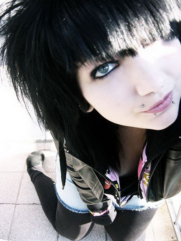 Emo GB Pics - Gstebuch Bilder - piercings.jpg