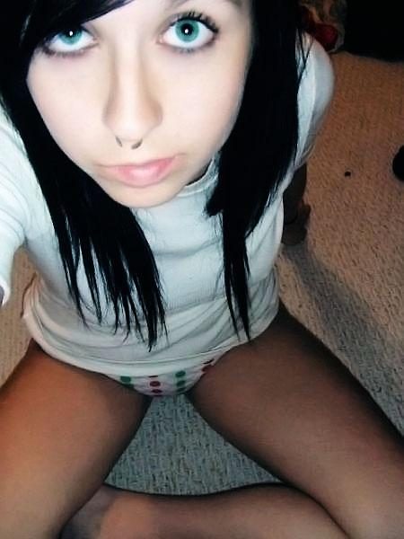 Emo GB Pics - Gstebuch Bilder - slip-shorts.jpg